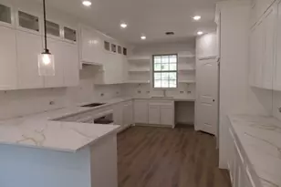 2127 Bambi Court, Cleveland, TX 77328 - Photo 5