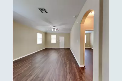 2324 Shady Tree Lane, Conroe, TX 77301 - Photo 5