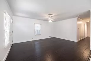 11738 Greencanyon Dr, Houston, TX 77044 - Photo 5