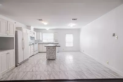 11738 Greencanyon Drive, Houston, TX 77044 - Photo 9