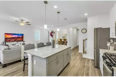 4110 Fig Grove Street, Houston, TX 77080 - Photo 9