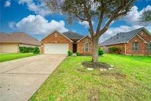 7615 Lakeside Manor Ln, Pearland, TX 77581 - Photo 3