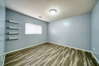 7615 Lakeside Manor Lane, Pearland, TX 77581 - Photo 33