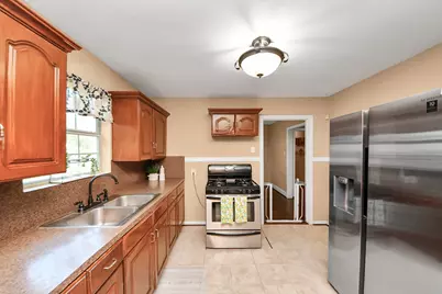 418 Forrest Street, Baytown, TX 77520 - Photo 5