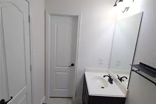 16014 Peach Bluff Ln, Cypress, TX 77429 - Photo 13