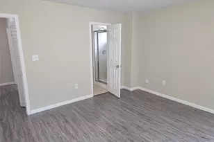 10015 Wiloak St, Houston, TX 77078 - Photo 21