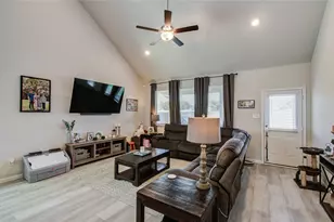 3042 Daw Boardwalk Dr, La Porte, TX 77571 - Photo 13