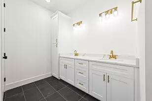 7717 Bowen St, Houston, TX 77051 - Photo 21
