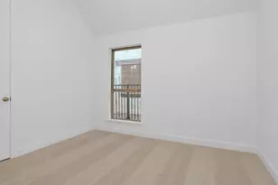 21902 Woodland Hawthorn Ln, Cypress, TX 77433 - Photo 9