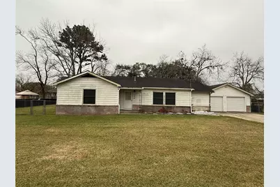 130 E Phillips Road, Angleton, TX 77515 - Photo 1