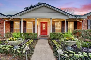 4311 McDermed Dr, Houston, TX 77035 - Photo 3