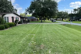 103 Greenbriar Dr, Wharton, TX 77488 - Photo 15