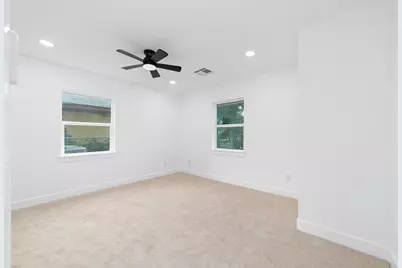 5709 Langley Road, Houston, TX 77016 - Photo 13
