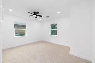 5709 Langley Rd, Houston, TX 77016 - Photo 13