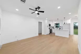 5709 Langley Rd, Houston, TX 77016 - Photo 5