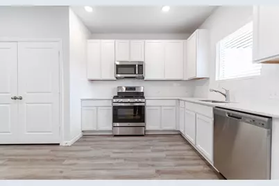 10791 Sora Drive, Willis, TX 77378 - Photo 11