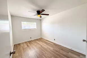 11002 Hammerly Blvd, Houston, TX 77043 - Photo 35
