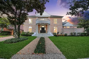 93 Greensward Ln, Sugar Land, TX 77479 - Photo 1