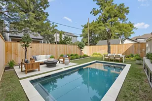 1001 E 27th St, Houston, TX 77009 - Photo 23