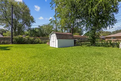 5651 Ludington Drive, Houston, TX 77035 - Photo 27