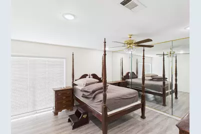 7611 Hopewell Lane, Houston, TX 77071 - Photo 23