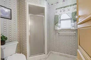 1111 Cheshire Ln, Houston, TX 77018 - Photo 15