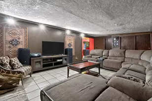 119 Southbrook Cir, Houston, TX 77060 - Photo 7