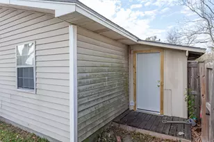 519 Atlanta Ave, Nederland, TX 77627 - Photo 21