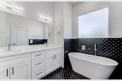 4914 Lavender Street, Houston, TX 77026 - Photo 17