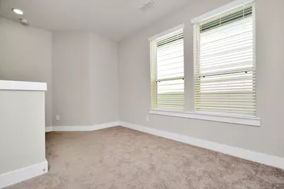 746 Strawberry Pines Court, Houston, TX 77009 - Photo 25