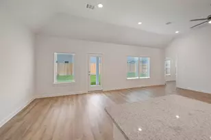244 Draper Shadows Dr, Willis, TX 77378 - Photo 5