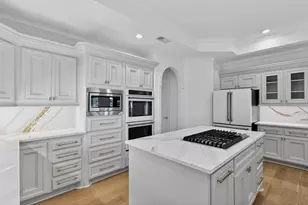 2 Argonne Pl, The Woodlands, TX 77382 - Photo 19