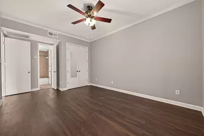 4515 Briar Hollow Place #309, Houston, TX 77027 - Photo 13