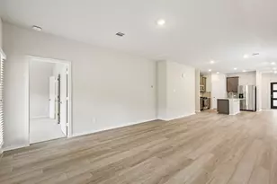 383 Sunrise Ranch Dr, Conroe, TX 77316 - Photo 5