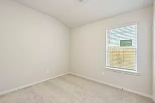 383 Sunrise Ranch Dr, Conroe, TX 77316 - Photo 17