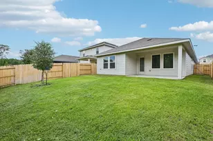 383 Sunrise Ranch Dr, Conroe, TX 77316 - Photo 25