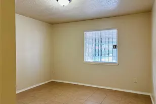 12409 Sharpview Dr, Houston, TX 77072 - Photo 17