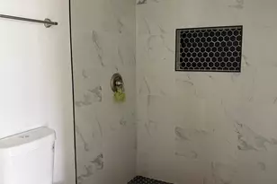 4702 Majestic St, Houston, TX 77026 - Photo 5