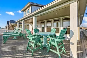 966 Pelican Ln, Port Bolivar, TX 77650 - Photo 21