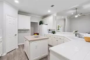 25818 Overlake Dr, Spring, TX 77380 - Photo 15