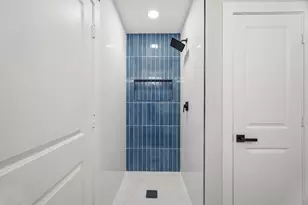 1234 W Donovan St, Houston, TX 77091 - Photo 13