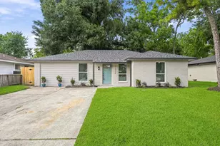 1234 W Donovan St, Houston, TX 77091 - Photo 1