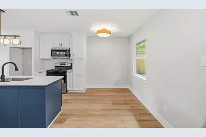 1234 W Donovan Street, Houston, TX 77091 - Photo 5