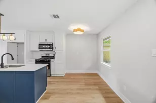 1234 W Donovan St, Houston, TX 77091 - Photo 5