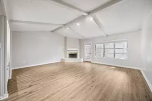 10139 E Kemp Forest Dr, Houston, TX 77080 - Photo 5