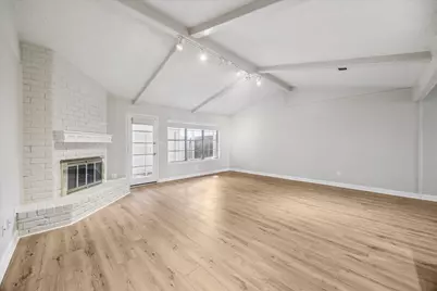 10139 E Kemp Forest Drive, Houston, TX 77080 - Photo 7