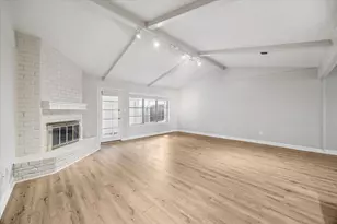 10139 E Kemp Forest Dr, Houston, TX 77080 - Photo 7