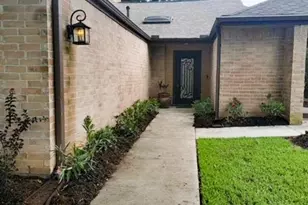 1375 Beaujolais Ln, Houston, TX 77077 - Photo 37