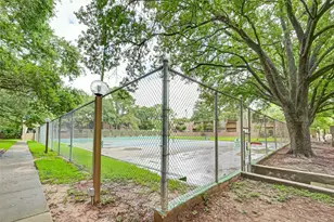 1375 Beaujolais Ln, Houston, TX 77077 - Photo 33