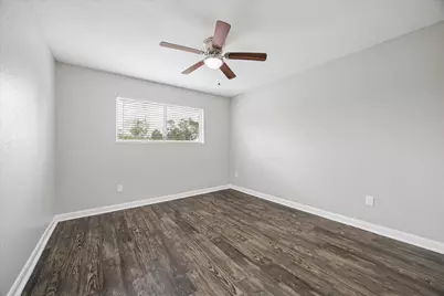 3800 Sherwood Lane #166, Houston, TX 77092 - Photo 9
